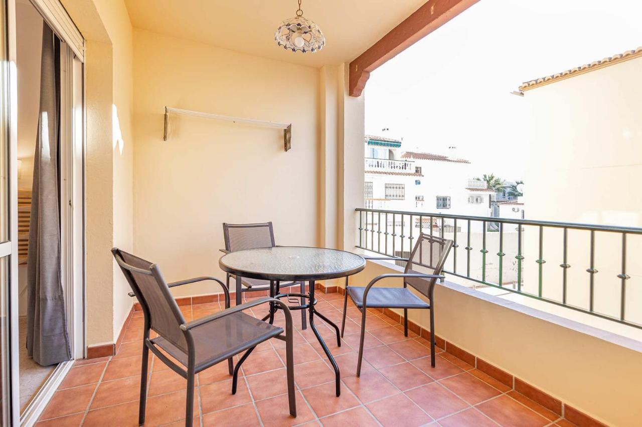 Apartamento Carabeo 2000 Nº5 Nerja Luaran gambar